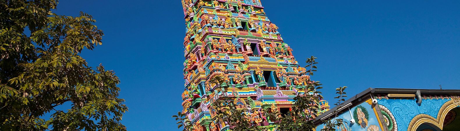 Der Sri Kamadchi Ampal Tempel ist der zweitgrößte hinduistische Tempel in Europa